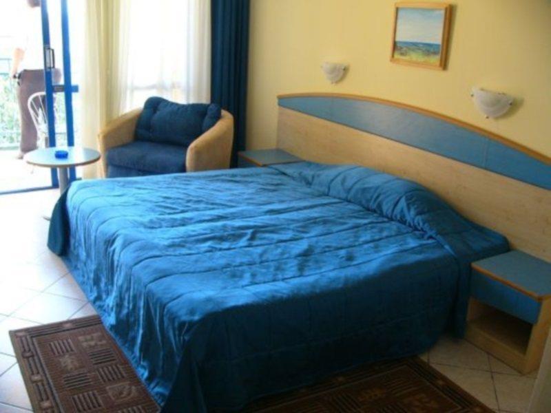 גולדן סנדס Hotel Dana Palace מראה חיצוני תמונה