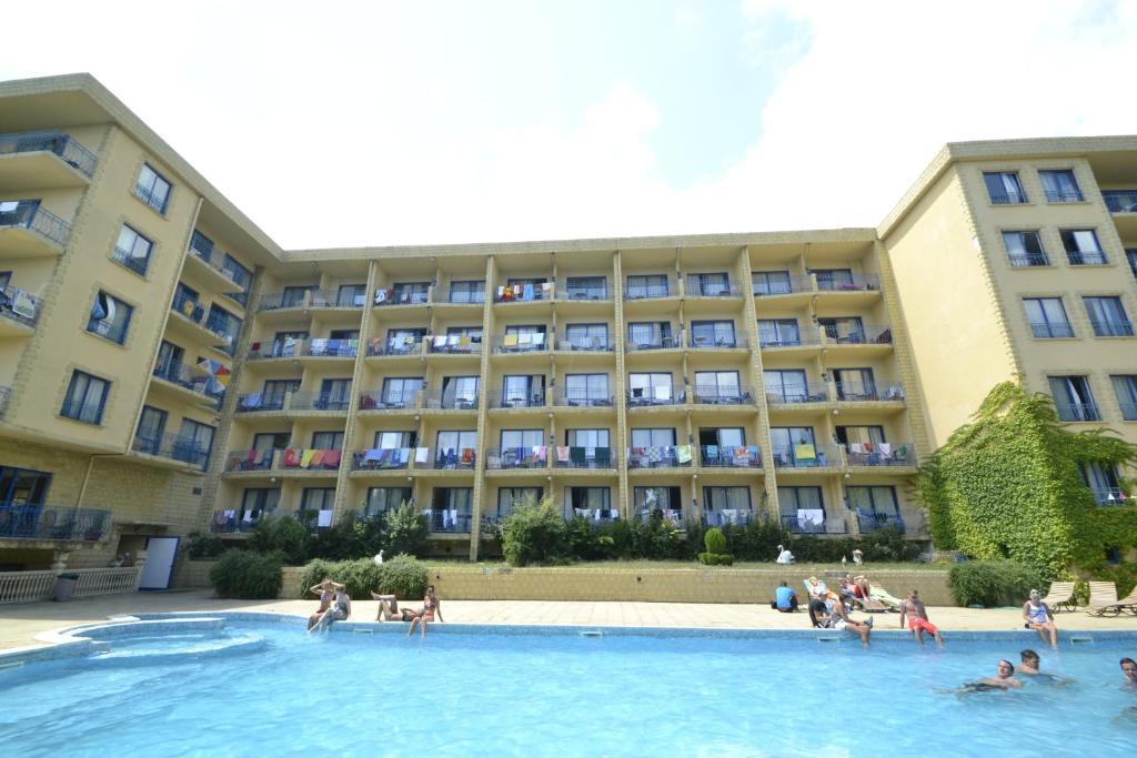 גולדן סנדס Hotel Dana Palace מראה חיצוני תמונה